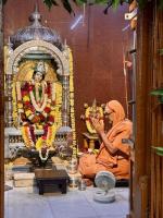 Jalabhisheka and Shodashopachar Puja by HH Swamiji at Shri Shivakrishna Mandir, Hubballi (26 Feb 2025)